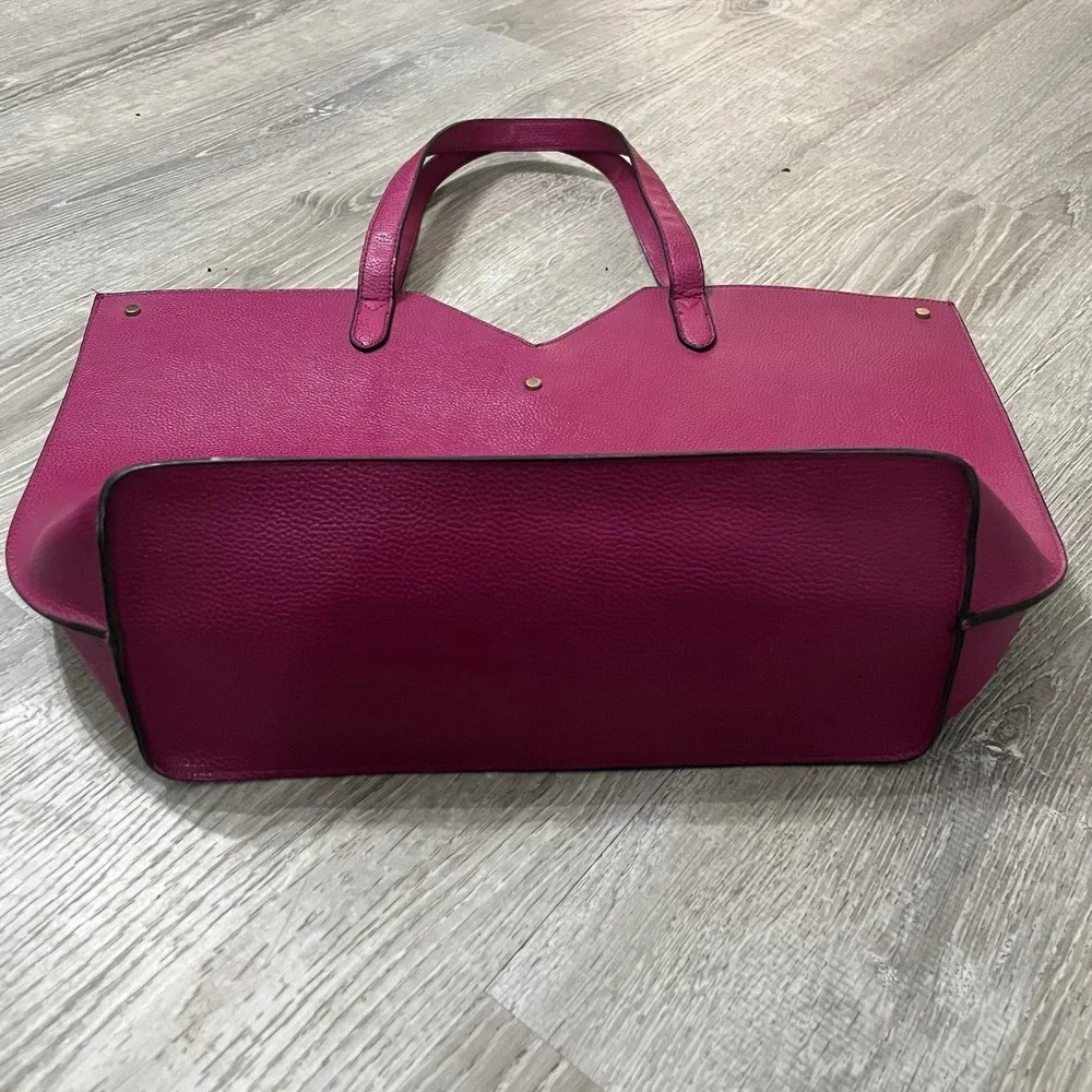 NEIMAN MARCUS Shoulder Tote Purse Bag Vegan Leather Pink Fuchsia